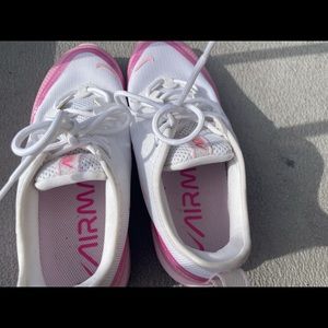 pink and white air max *CLOSET CLEANOUT